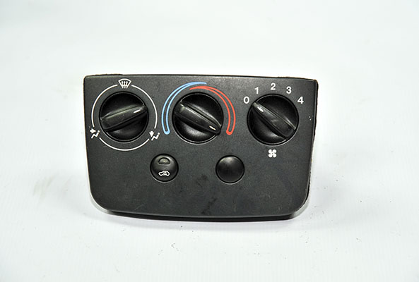 FORD TRANSİT 120 - 120 V ÇIKMA PARÇA KLİMASIZ KALARÜFER